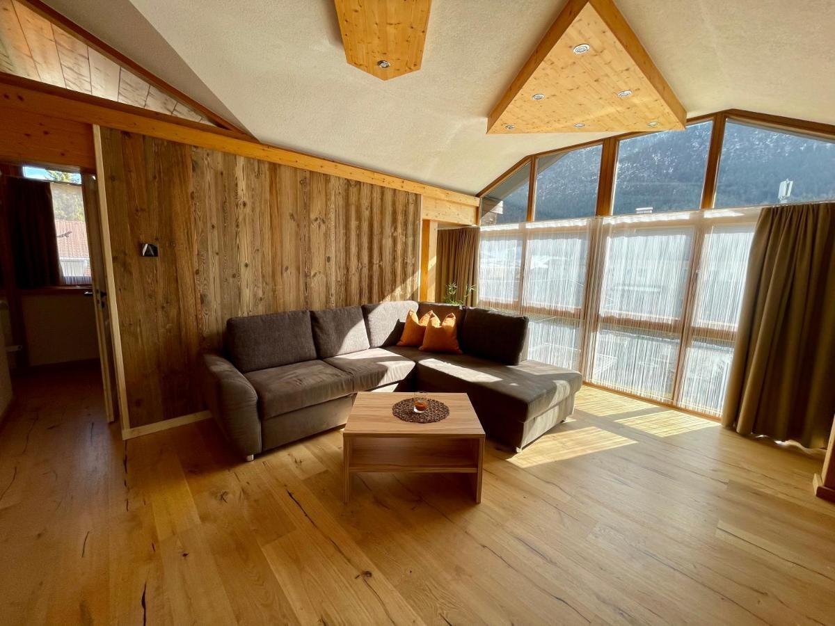 Alpenapart Singer - Contactless Check-In Reutte Exterior foto