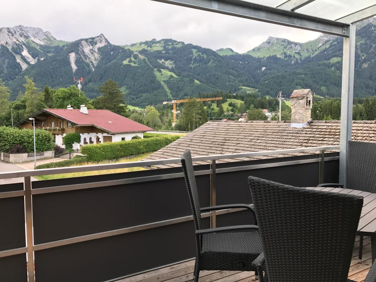 Alpenapart Singer - Contactless Check-In Reutte Exterior foto